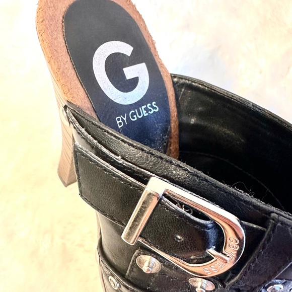 4.5“ Heels by Guess - Picture 4 of 7